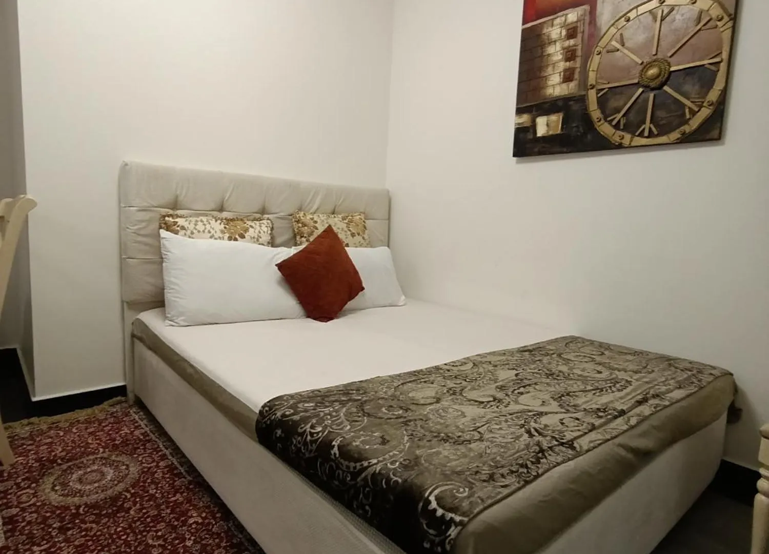 Entire Luxury And Family One Bed Room Living Room In Front Of Beach Sharjah Apartment