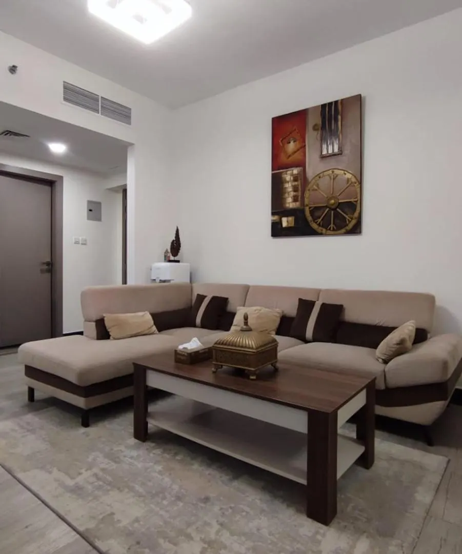 Entire Luxury And Family One Bed Room Living Room In Front Of Beach 沙迦 阿拉伯联合酋长国